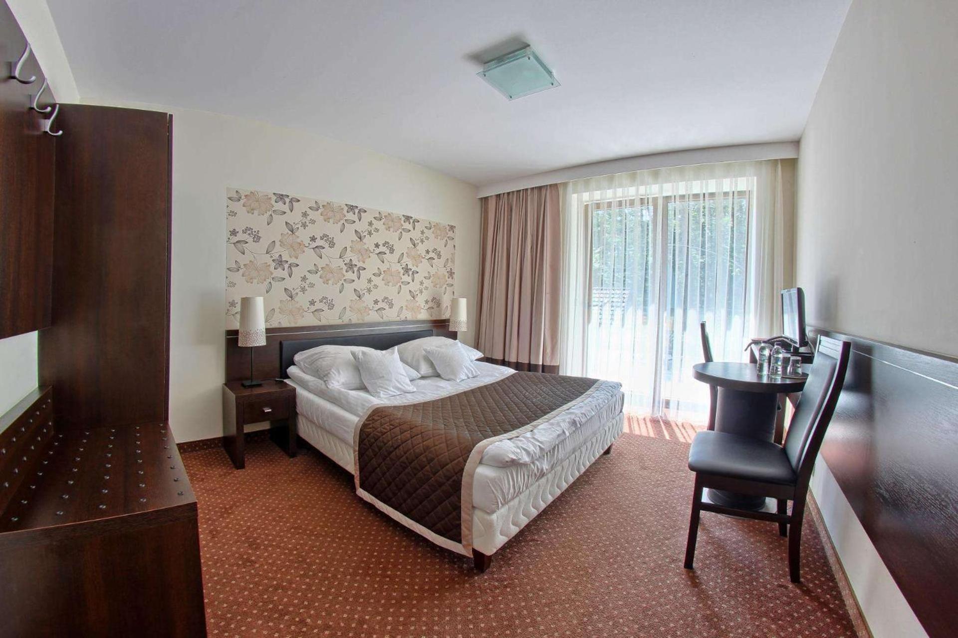 Zacisze Hotell 3*