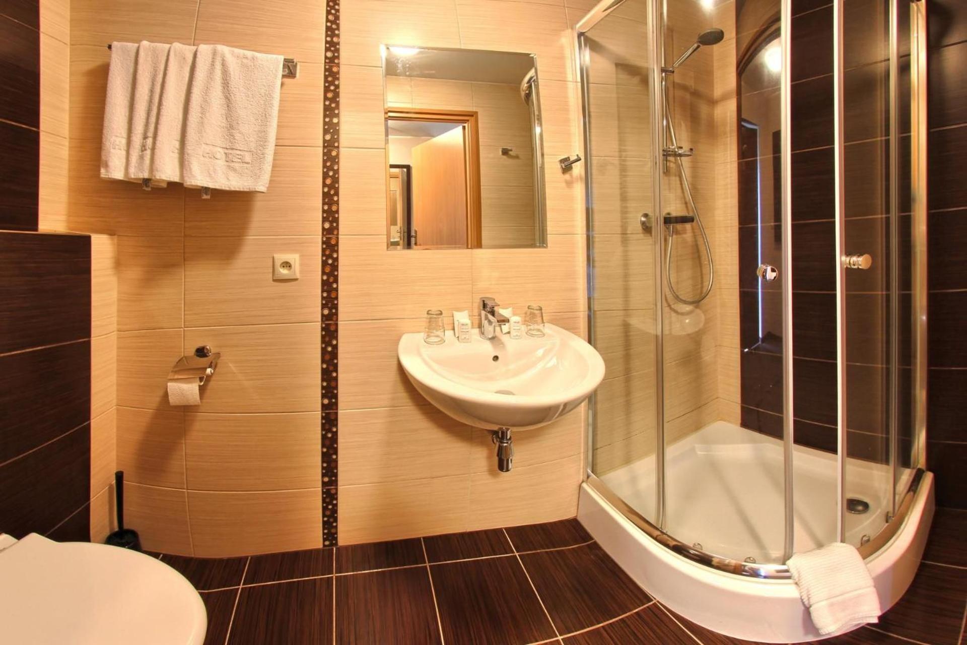 Zacisze Hotell 3*